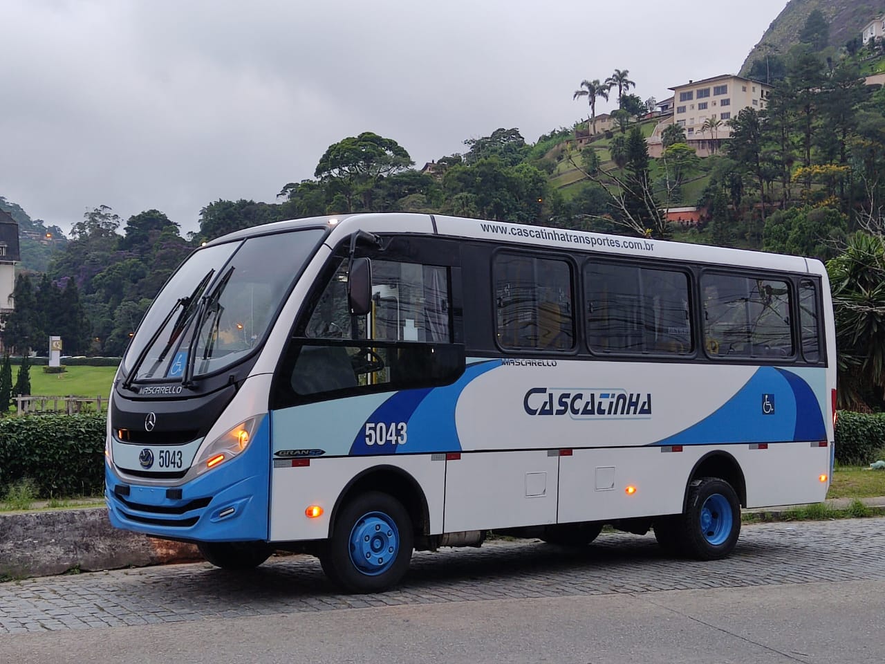 Viação Cascatinha 5042 em Petrópolis por Zé Ricardo Reis - ID:9975622 -  Ônibus Brasil