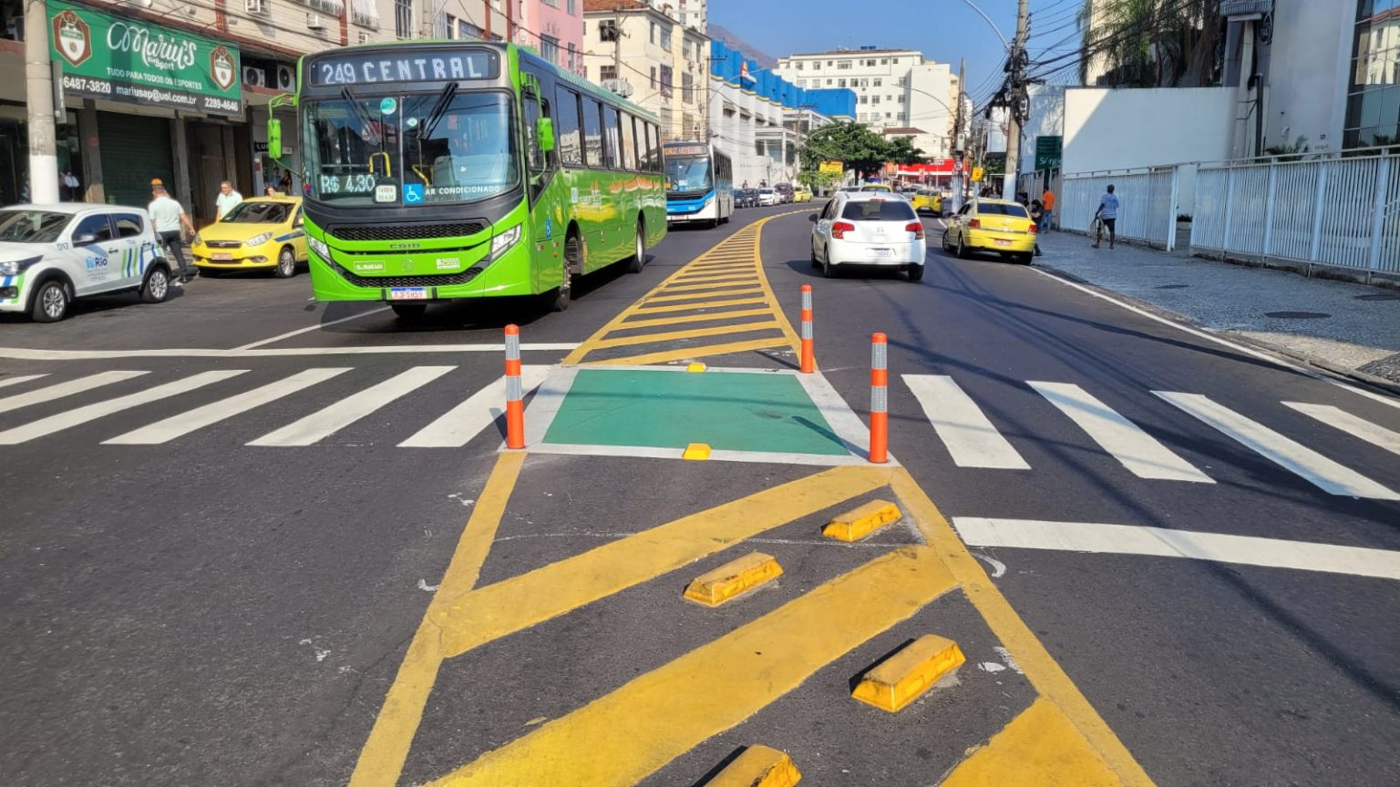 rua dias da cruz