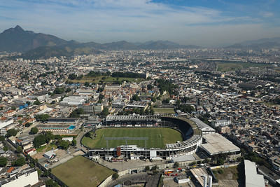 o que abre e fecha no rio