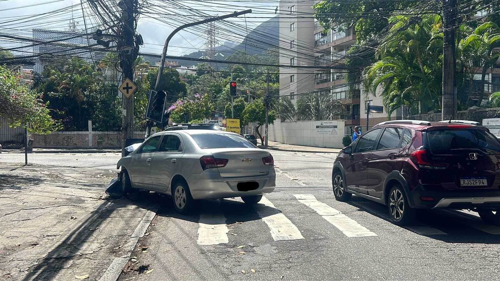 função de acidente envolvendo carro