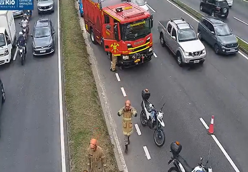 após acidente envolvendo carro e moto