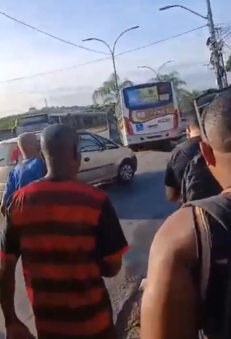 bus barricada