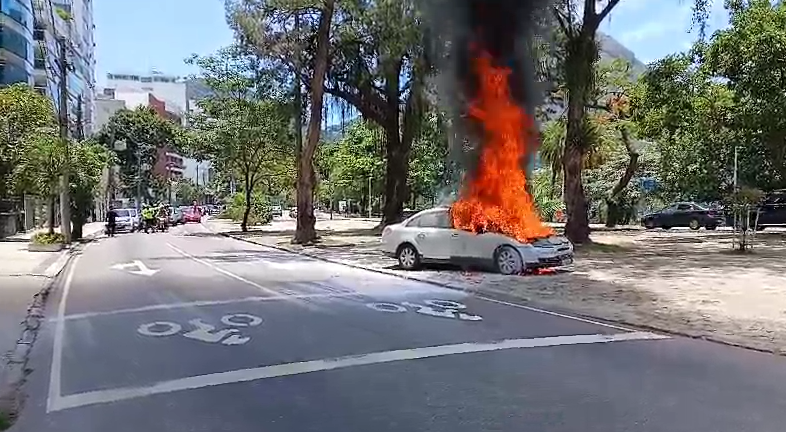 incêndio carro borges