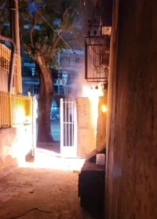 INCÊNDIO EM IMÓVEL NA AVENIDA MONSENHOR FÉLIX