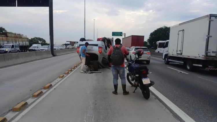 capotamento avenida brasil