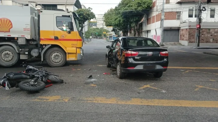 Avenida Paulo de Frotin está interditada