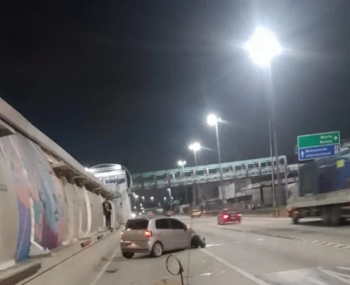 COLISÃO AVENIDA BRASIL